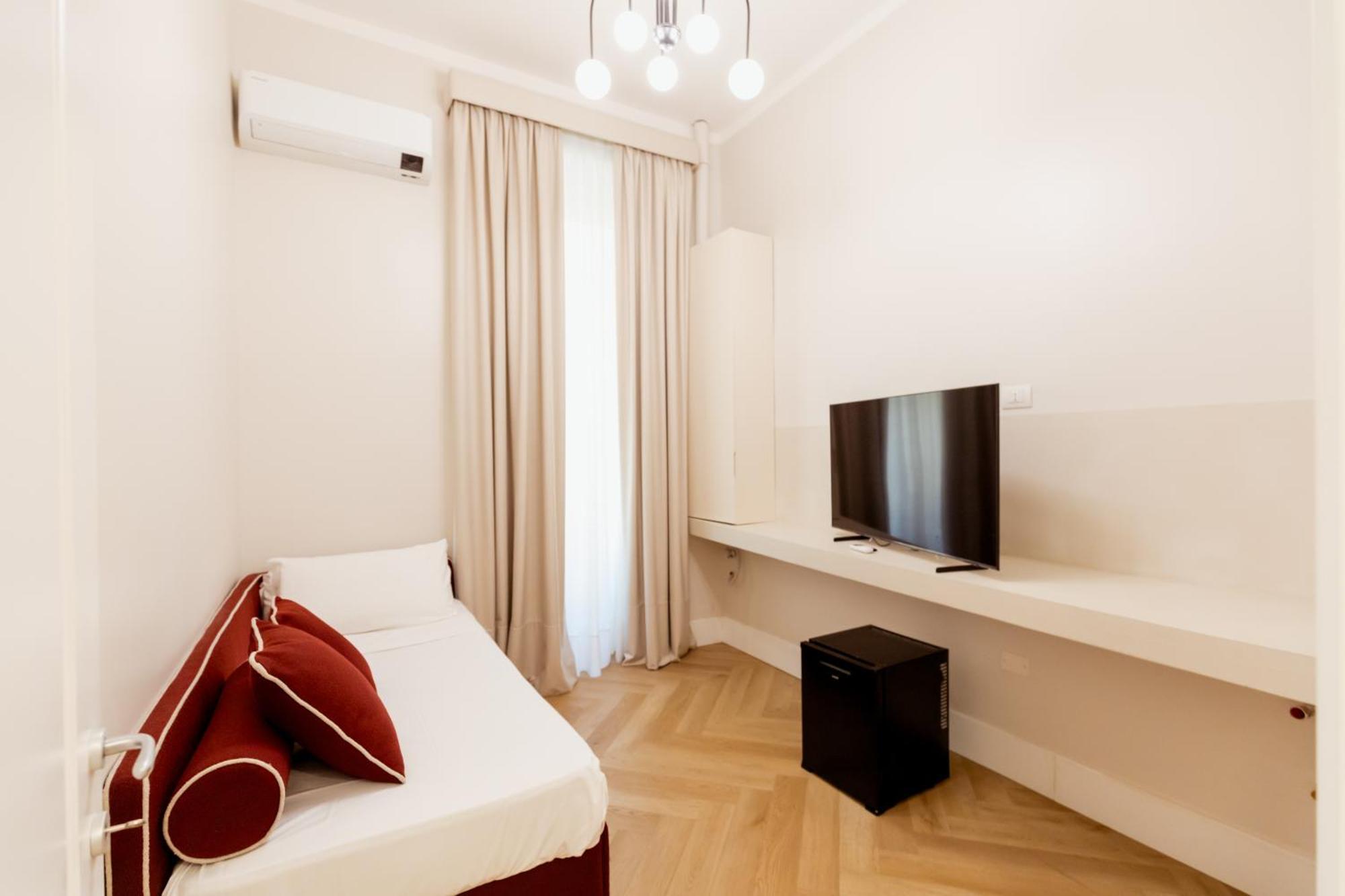 Отель Residenza Umberto I Неаполь Экстерьер фото