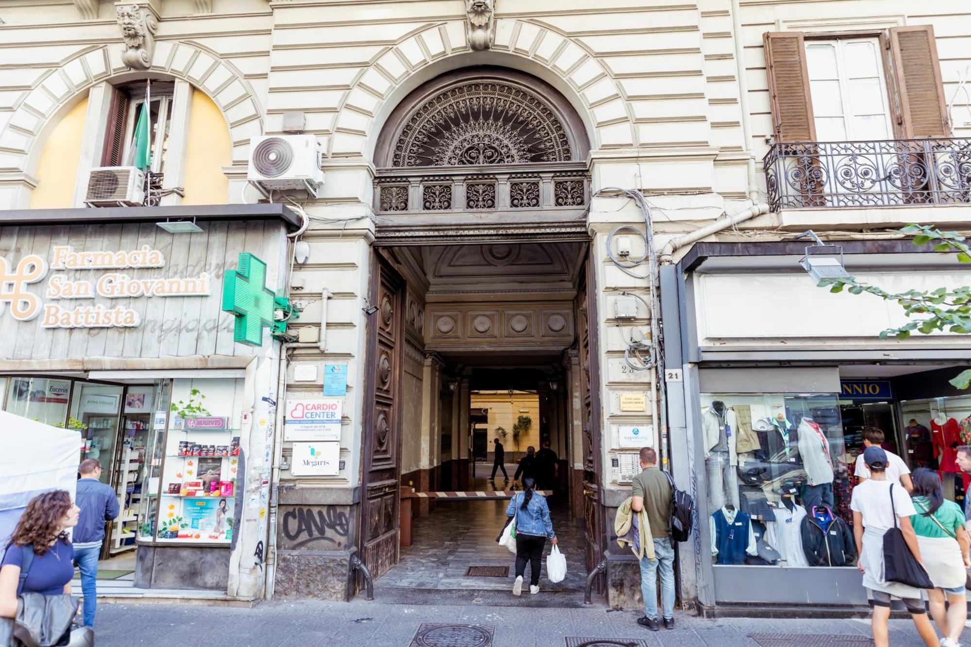 Отель Residenza Umberto I Неаполь Экстерьер фото